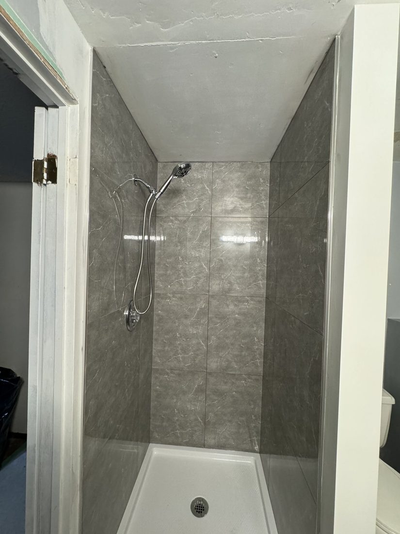 Walk-In Tiled Shower β Nomen Contracting and Electrical